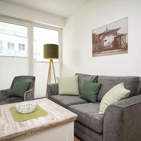 Terrasse, Gratis Nutzung Vom Ahoi Erlebnisbad Und Sauna In Sellin - Villa Karola Fewo 02 Goehren  Extérieur photo
