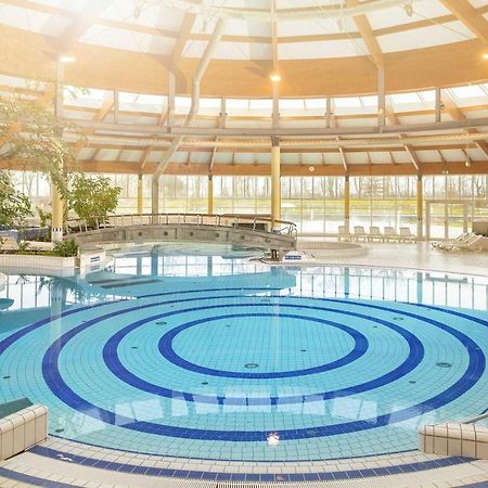 Terrasse, Gratis Nutzung Vom Ahoi Erlebnisbad Und Sauna In Sellin - Villa Karola Fewo 02 Goehren  Extérieur photo